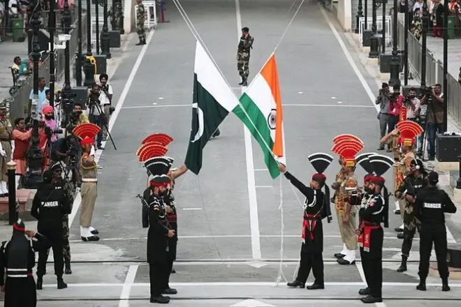 Wagah Border Flag Ceremony & Shalimar Gardens Private Tour
