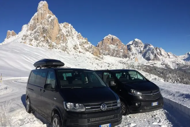 Dolomitas de Cortina: Cinco passes e teleféricos inclusos