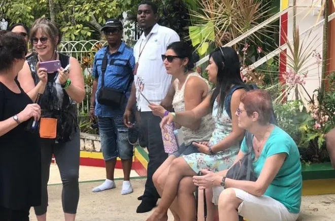 Bob Marley's Nine Mile & Dunn's River Falls: Private Tour
