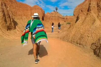 Deserto de Tatacoa com guia local: Estrelas e paleontologia