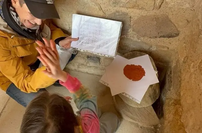 Palace of Knossos family tour: Mythology and hands-on discovery