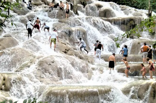 Blue Hole, Secret Falls & Dunn's River Falls ab Grand Palladium