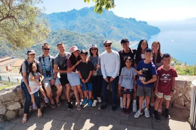 Erlebe amalfi, positano und das antike pompeji bei einem privaten tagesausflug ab salerno. inklusive abholung, fotostopps und fachkundiger führung in pompeji.