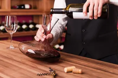 Milan Wine Tasting with Italian Sommelier: Three Italian Wines