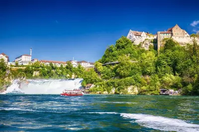 Rhine Falls tour from Zurich: Boat ride & Laufen Castle