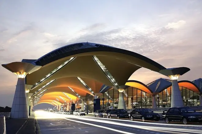 Transfert hôtel Kuala Lumpur vers aéroport : Véhicule privé
