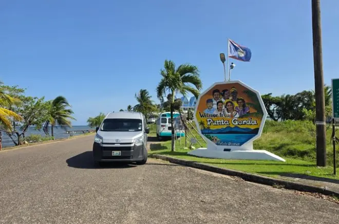 Transfert privé Punta Gorda vers aéroport Belize City : 4 heures
