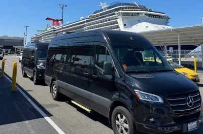 Privater Transfer Seattle Flughafen: Luxuslimousine oder SUV