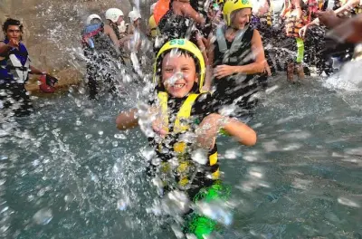 Deux tyroliennes de 40 m dans le canyon de Göynük près de Kemer