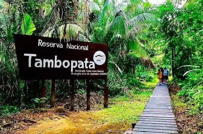 Kayak 3 giorni riserva Tambopata: Lago Sandoval