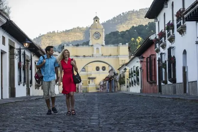 Antigua Guatemala para passageiros de cruzeiro: Arco de Santa Catalina