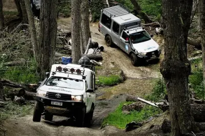 Laghetti Fagnano ed Escondido in 4x4 da Ushuaia, giornata intera