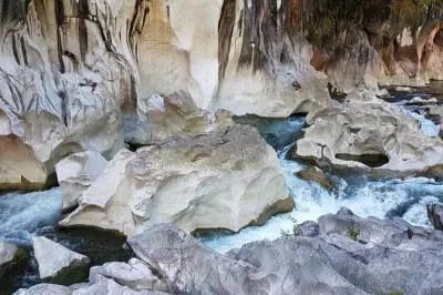Mt. Daraitan Tagestour ab Manila: Schwimmen am Tinipak River