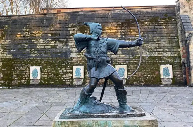 Búsqueda de Robin Hood en Nottingham: Paseo con acertijos autoguiado