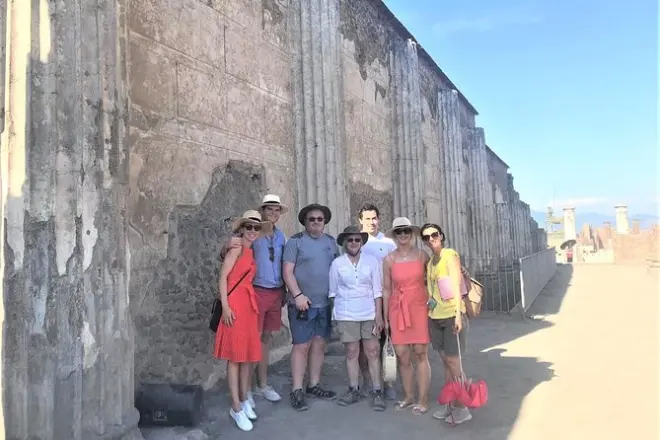 Pompeii Tour with Local Guide: Skip-the-Line Ancient Sites