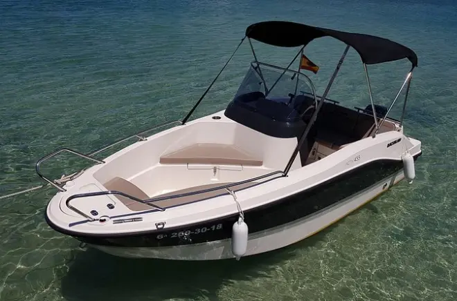 Location de bateau sans permis à Can Pastilla, Majorque : 4 heures