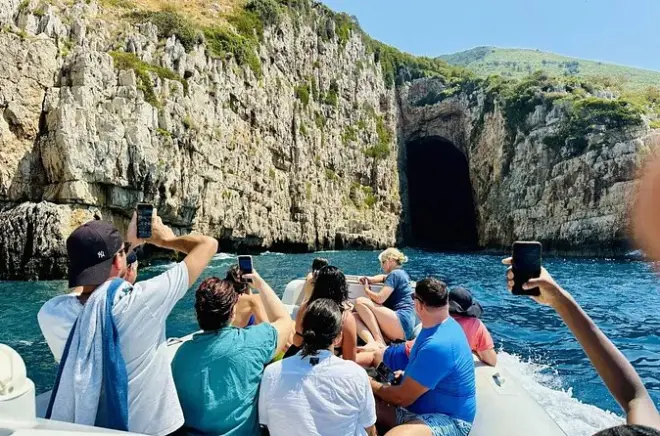 Schnorcheln in Vlore: Haxhi Ali Höhle & Sazan Insel