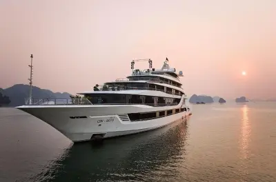2-Day Ha Long Bay Luxury Cruise: Private Balcony Cabins