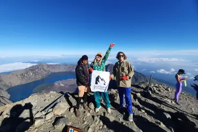 Mount Rinjani privat: 3 Tage Gipfel, Krater und heiße Quelle