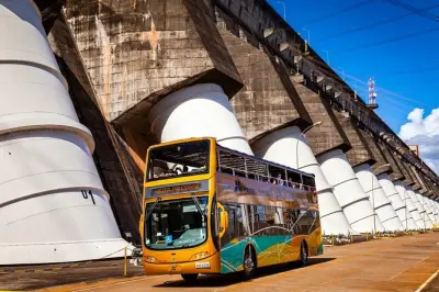 Presa Itaipu y tour por la ciudad: Guía privado a la triple frontera