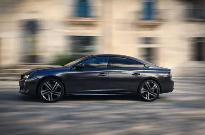 Syracuse to Catania private car transfer with English driver