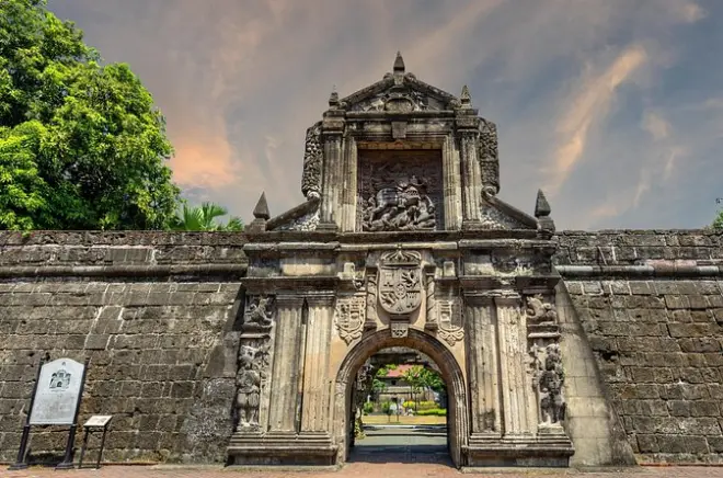 Intramuros à Manille avec shopping VIP et personal shopper