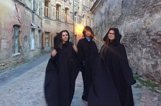 Ghost stories of Warsaw Private Night Tour