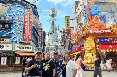 Da Kobe a Osaka: Auto privata con guida autorizzata per un giorno