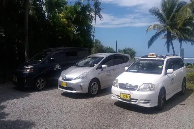 Privattransfer vom Flughafen Nadi zum Shangri-La Fijian Resort