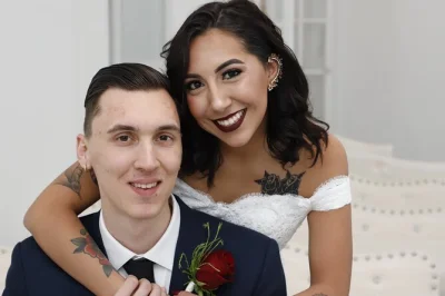 Boda sencilla en las vegas: firma tu licencia en paradise wedding chapel, a pasos del marriage bureau. incluye ministro legal y trámite rápido.