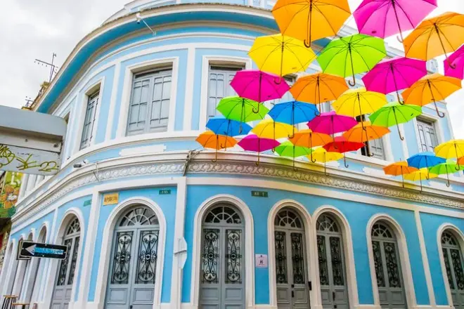 La Candelaria Bogotá Walking Tour: Private History & Architecture