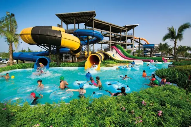 Black Mountain Water Park Hua Hin Tageskarte mit Rutschen