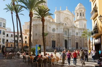 Cádiz Privater Rundgang: El Pópulo, Kathedralen & La Caleta