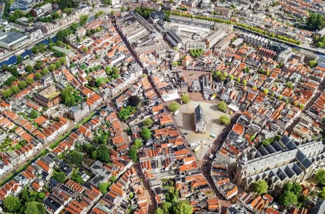 Visite à pied de Gouda : Stadhuis gothique et Sint-Janskerk