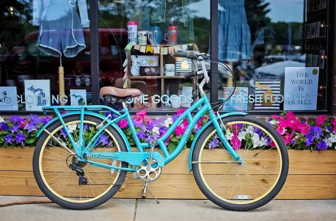 Tour de bicicleta em Wroclaw: Rota cênica pelo rio Oder na cidade antiga