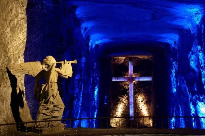Villa de Leyva e catedral de sal de Zipaquira saindo de Bogotá