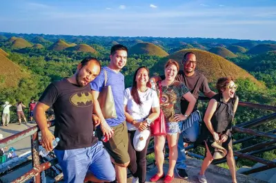 Bohol : Chocolate Hills, tarsiers et déjeuner-croisière sur Loboc