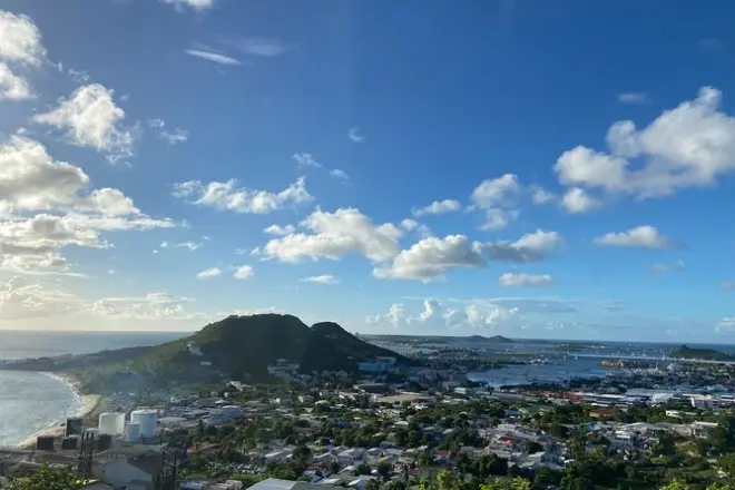 Tour privado em St Maarten: Lados francês e holandês, 3 horas