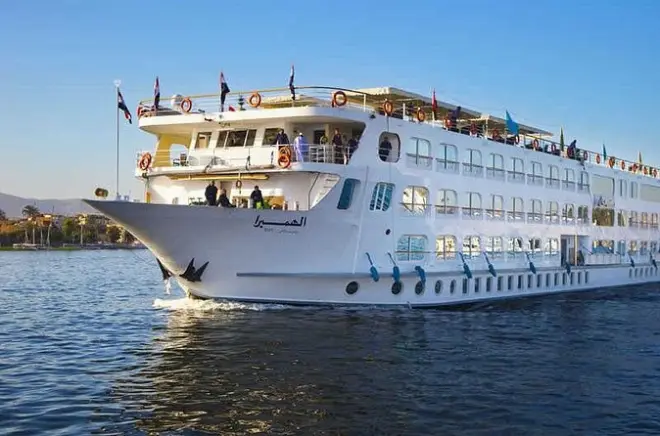 Crociera sul Nilo 4 giorni da Aswan a Luxor con mongolfiera