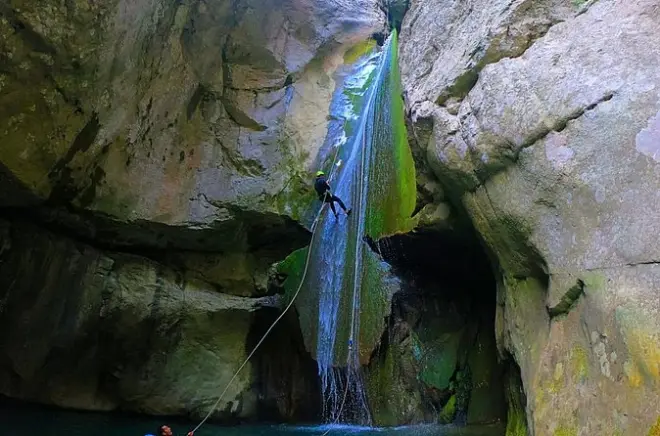 Canyoning Međureč River: Rappelling & Cliff Jumping in Montenegro