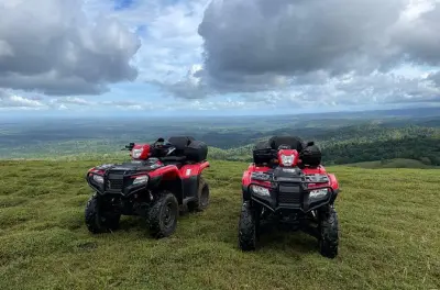 Quad près du volcan Tenorio avec Rio Celeste et traversées de rivières