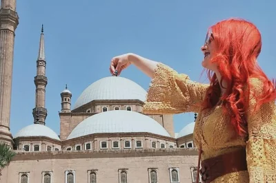 Explore cairo in 2 days with a private guide. visit giza pyramids, egyptian museum, citadel, and shop at khan el khalili. includes hotel stay & transport.