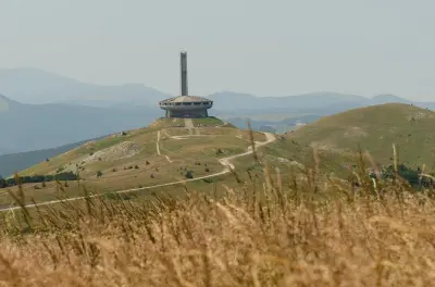 Buzludzha-Denkmal & Rosenvalley-Tour ab Sofia