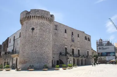 Conversano: Tour privado pelo castelo medieval, mosteiro e catedral