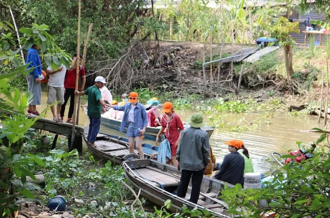 Son Islet: Colheita de frutas e visita à fazenda de peixes flutuante