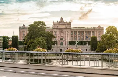 Stockholm Royal Palace Tour: Skip-the-line access to Gamla Stan
