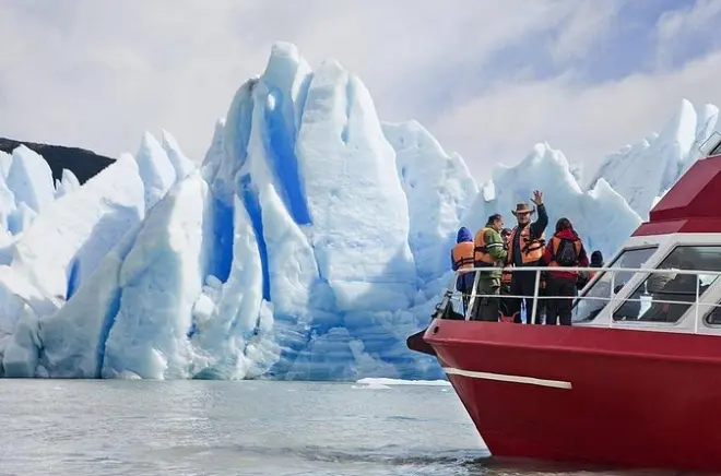 Balmaceda- und Serrano-Gletscher ab Puerto Natales