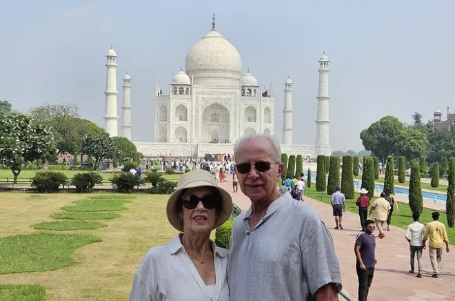 Taj Mahal & Agra Fort Skip-the-Line Tour from Delhi