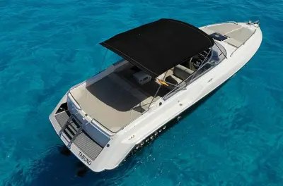 Sunseeker Mohawk 29 à Ibiza et Formentera : Snorkeling au coucher