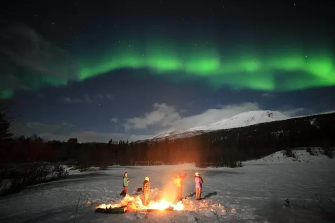 Northern Lights Tour Tromsø: Small Group & Pro Photos